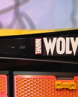 Cover decorativa per PS5  Wolverine Skin frontale 