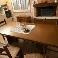 Tavolo in legno