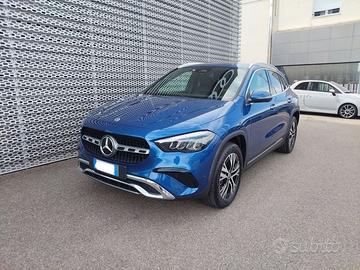 Mercedes-Benz GLA 200 d Progressive Advanced ...