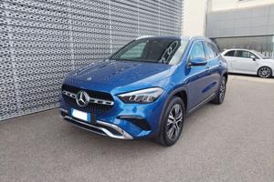 Mercedes-Benz GLA 200 d Progressive Advanced ...
