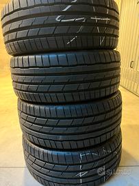 Gomme estive 215 45 18 praticamente nuove