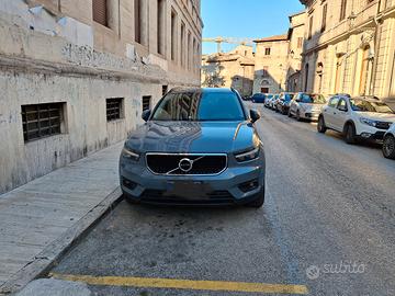 Volvo  xc 40