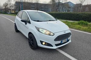 FORD FIESTA 1.4 TDCI TITANIUM "OK NEOPATENTATI"