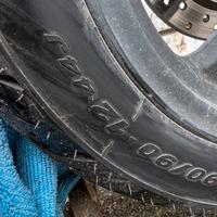 copertoni scooter, misure in descrizione 