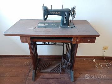 Macchina da cucire 