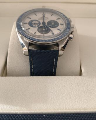 Omega Speedmaster Silver Snoopy 50th