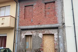 Terralba - bilivelli da terminare con cortile