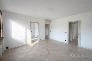 Rif.2460RA77057- appartamento trilocale