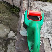 TAGLIA SIEPE ELETTRICO BLACK DECKER 