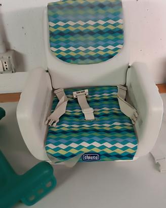 Seggiolino rialzo Chicco con tavolino per bambini