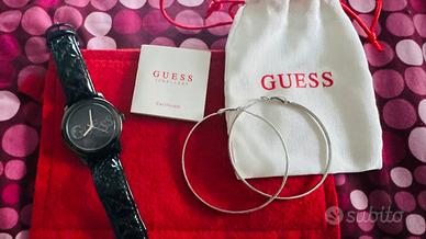 Orologio e orecchini guess