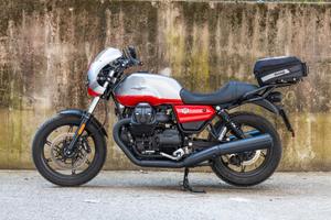Moto Guzzi v7 stone corsa