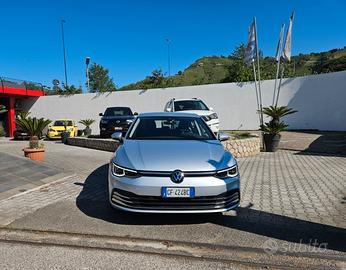 Volkswagen Golf 1.5 eTSI 130 CV EVO ACT DSG Style