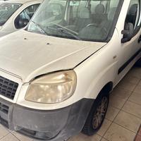Fiat Doblo Doblò 1.6 MJT 16V Dynamic 5 posti vetra