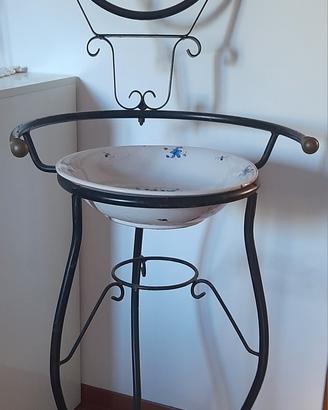 Toilette lavabo antico ferro battuto