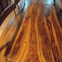 Tavoli legno ulivo con panche e sedie e angoliera