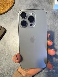 iPhone 16 Pro 128 GB Titanio Naturale / Silver