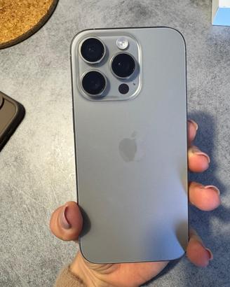 iPhone 16 Pro 128 GB Titanio Naturale / Silver