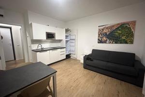 Monolocale con posto auto