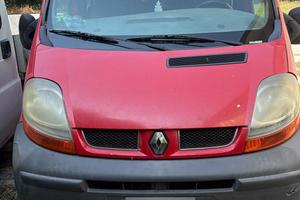 renault trafic  9 posti 