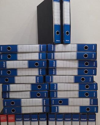 32 Raccoglitori ad anelli formato A4