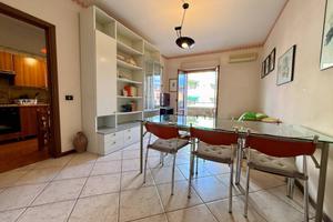 5 Vani + Garage (Via Mariani-GALERMO)