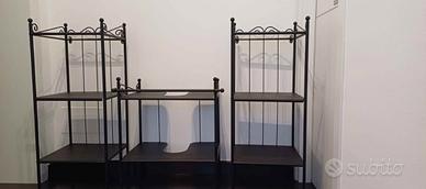 scaffalatura per bagno in ferro battuto e ripiani