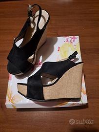 Sandali con zeppa Vera Pelle 