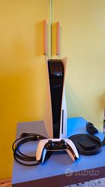 Playstation 5 PS5 CON DISCO in GARANZIA + omaggio
