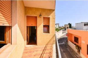 Due appartamentini a pochi km da Castro