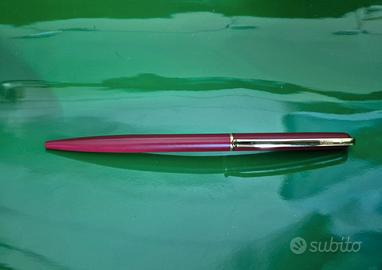 Set di penne a sfera e stilografiche vintage