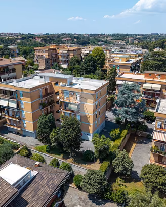 3 LOCALI A ROMA