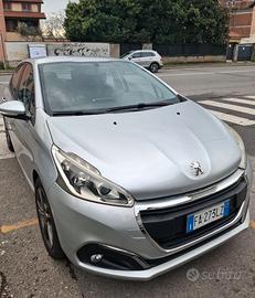 Peugeot 208 - 1.4 HDi 68 CV 5P