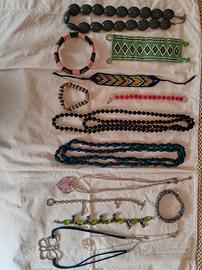 Bigiotteria varia, collanine e braccialetti