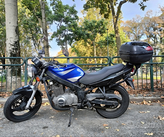 Suzuki GS 500 del 2003