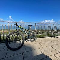 Mountain Bike MTB Merida Big9 in carbonio