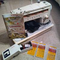 Macchina da cucire Singer 518 con accessori