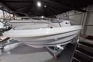 Pronta Consegna-Jeanneau Cap Camarat 5.5 CC S2