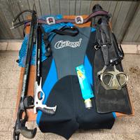 Materiale da sub per pesca subacquea