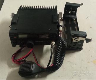 Ricetrasmettitore UHF Kenwood TR-851