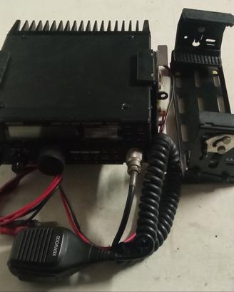 Ricetrasmettitore UHF Kenwood TR-851