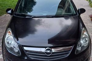 Opel Corsa 2009 - Benzina - Neopatentati