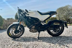 Husqvarna Vitpilen 401 - Luglio 2019 - 5100km