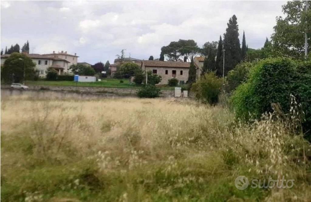 Immobile in asta di 5715 m² a Fratta Todina - Vista 3