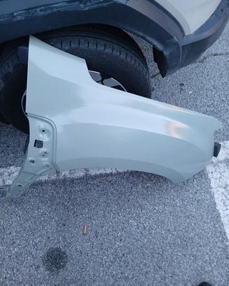 Parafango anteriore Dacia Duster lato DX