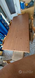 tavolo con sedie