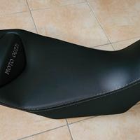 Sella Guzzi V85TT 2025