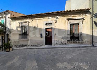 Ufficio Comiso [Cod. rif 3330508VCU]
