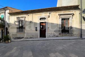 Ufficio Comiso [Cod. rif 3330508VCU]