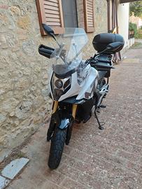 CF MOTO 650 MT